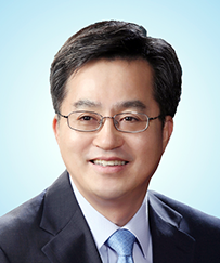 The 15th President KIM, DONG YEON