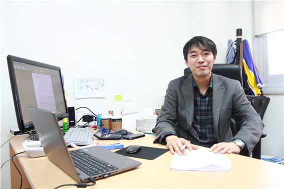 Ajou's Professor Hyoung Su Kim develops a method of synthesizing lipid metabolism substances for essential fatty acid
