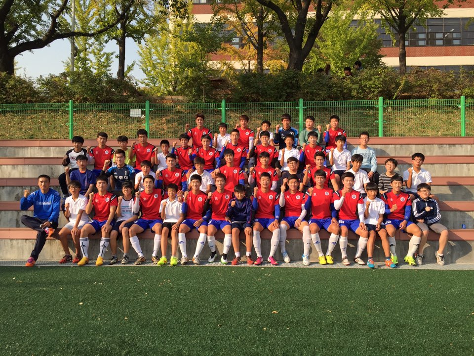 축구부, 율전중학교 학생들과 축구체험교실 열어